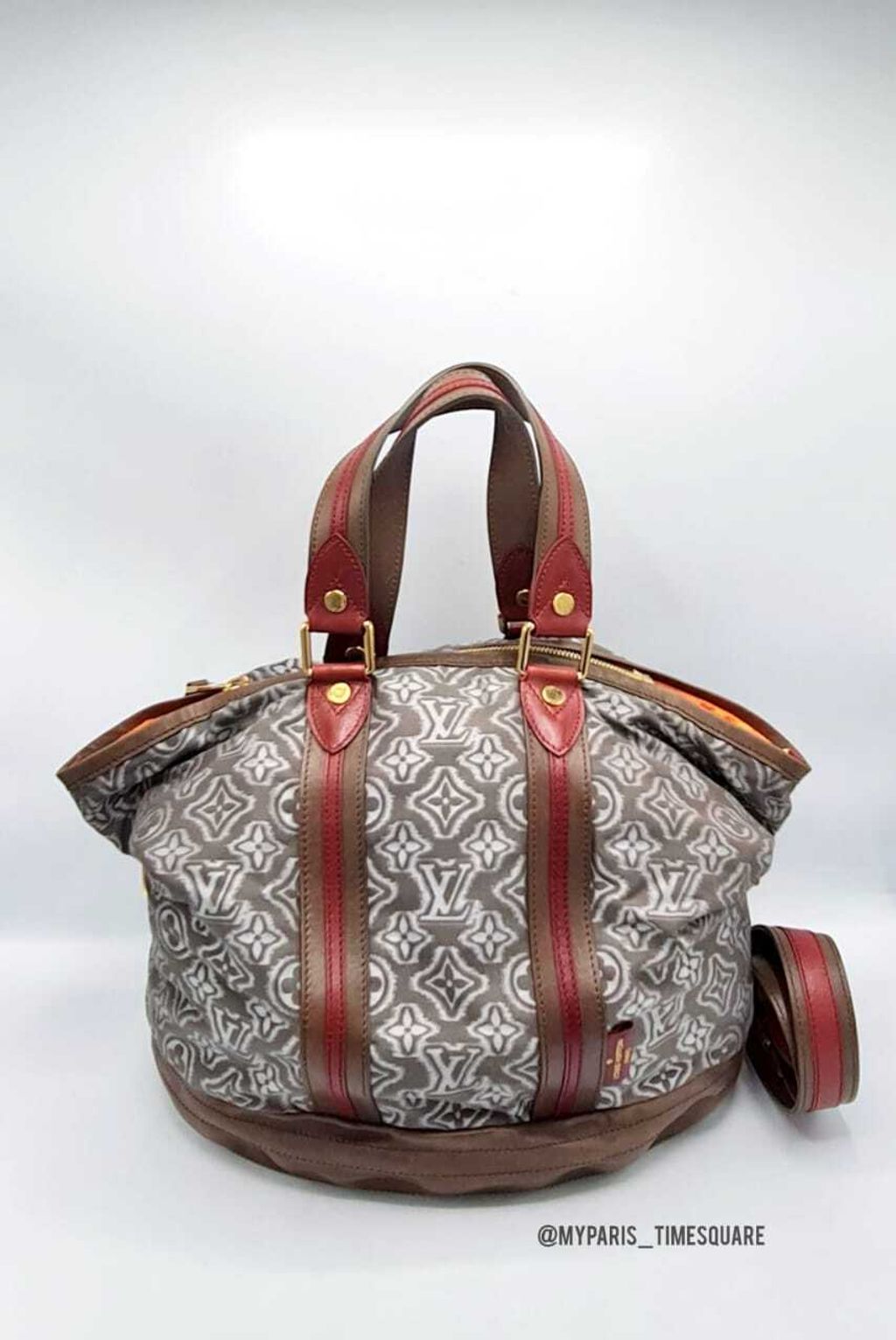 Louis Vuitton Limited Edition Khaki Jacquard Monogram Fabric Aviator Bag -  Yoogi's Closet