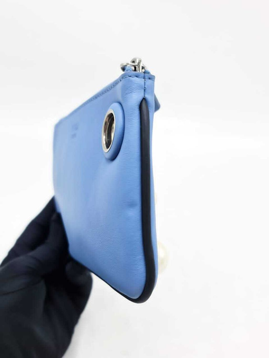 145935bc-d1a2-4f59-8a3c-d92a0dda6394