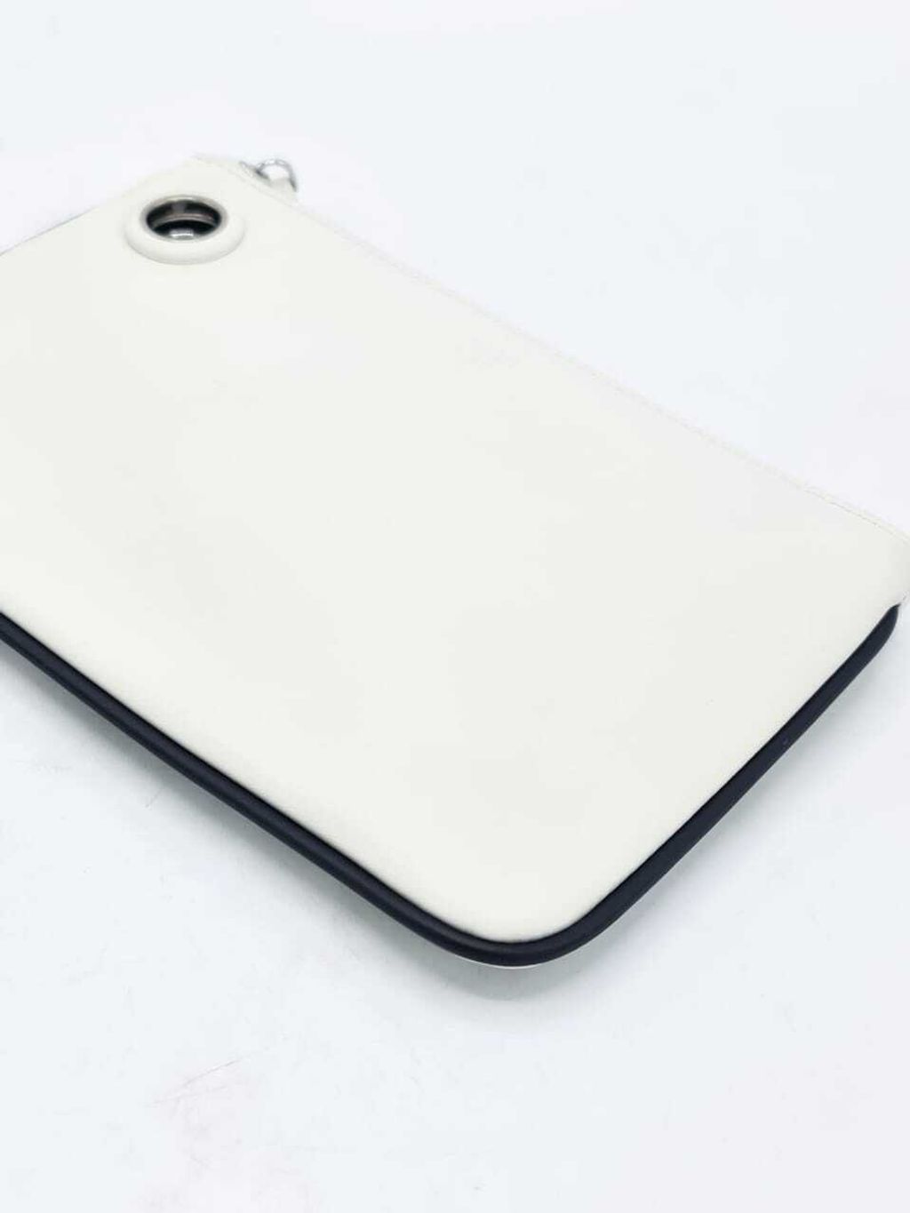 6dd88f04-3f15-414d-903a-ab1c4c56851c