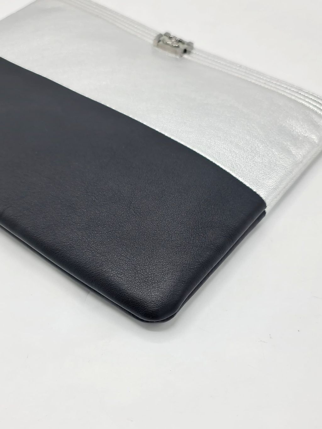 560dd847-e55e-4ffa-8cfe-2f17cb7162ac