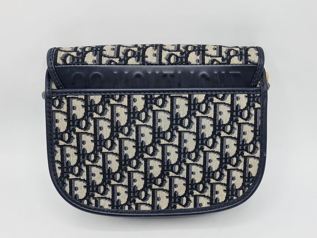 7ec2949d-8924-4112-a3b5-a9d5896e2cdd