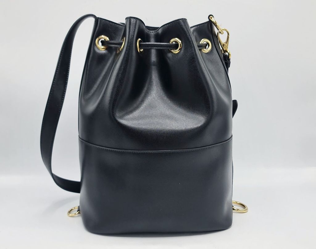 【SALVATORE FERRAGAMO】GANCINI BUCKET BAG Salvatore Ferragamo Gancini City Bucket bag – My Paris