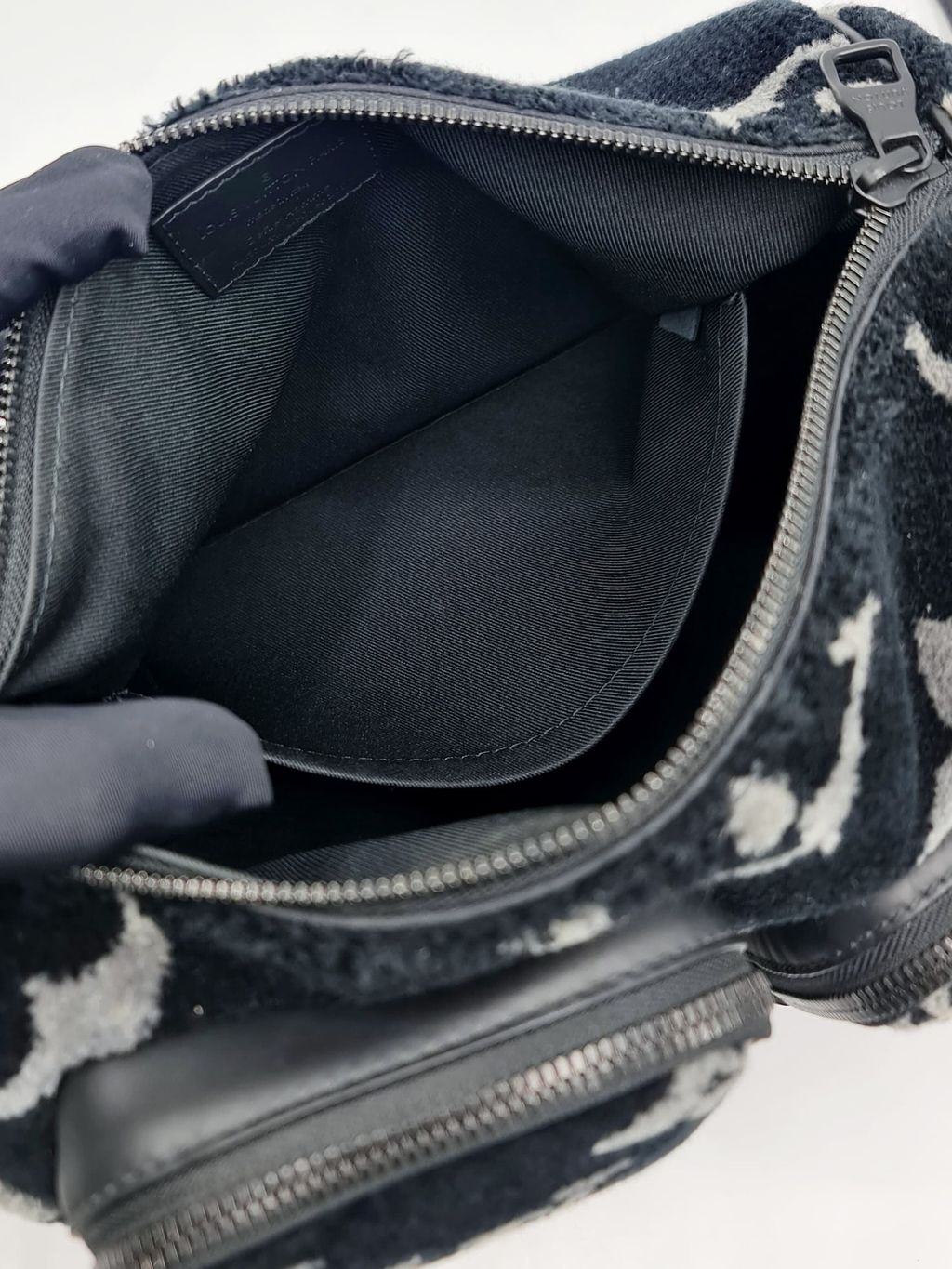 a5a40ba9-5394-4a91-9e92-e8b2424722ea