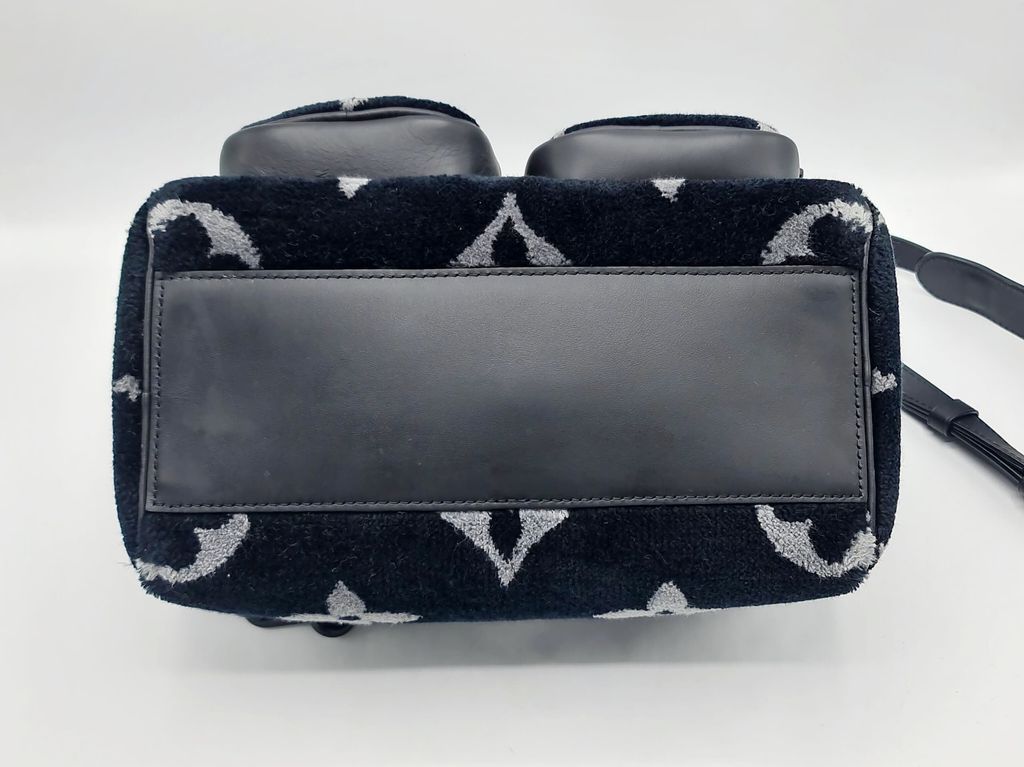 b9ed1250-d503-4361-85c1-f0e022baa120