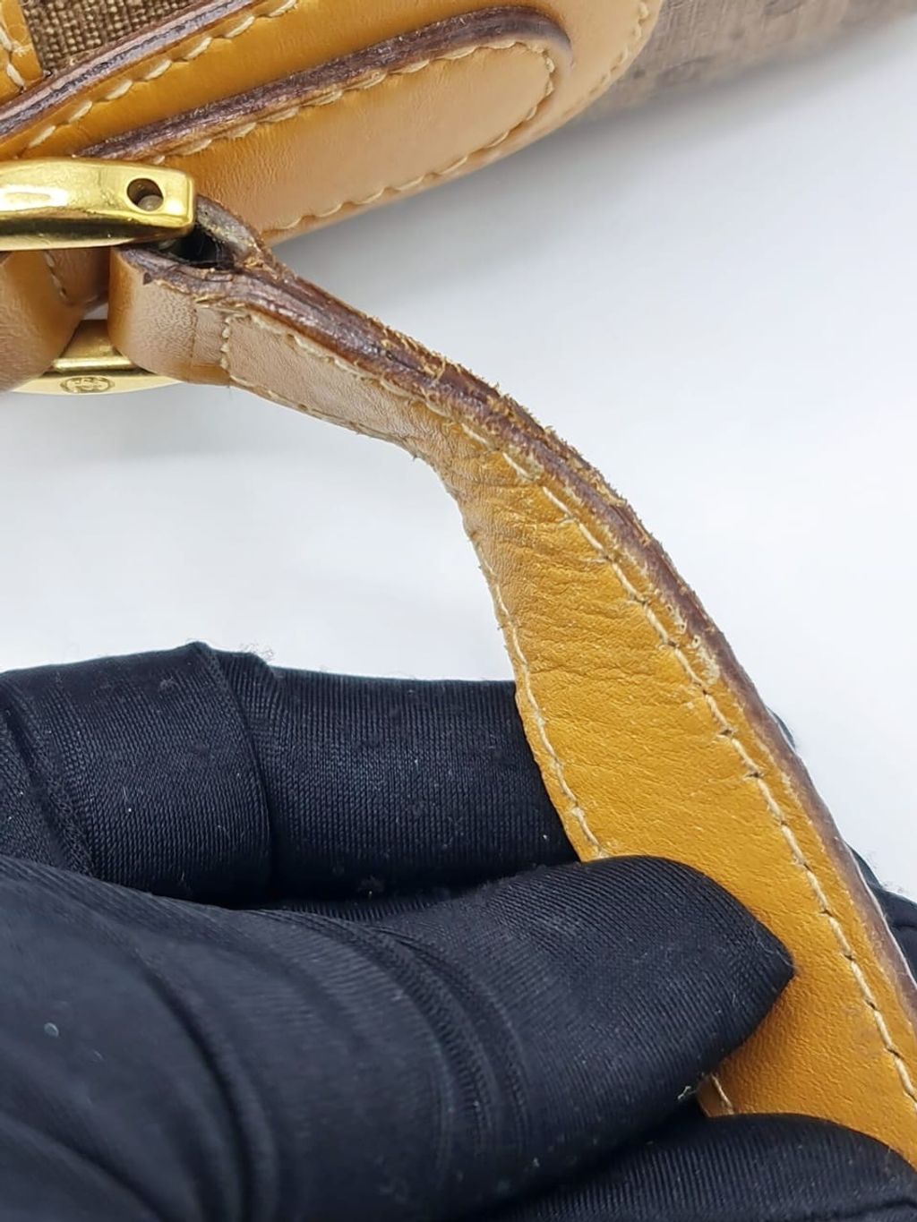 46390920-bbbd-4ed9-acb4-cc6dcfec5171