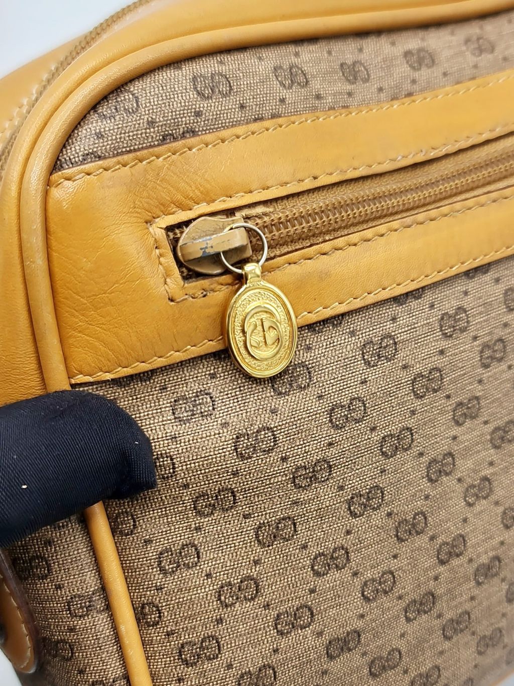 d33c1ba5-5eca-4e68-b810-5aff54377b38