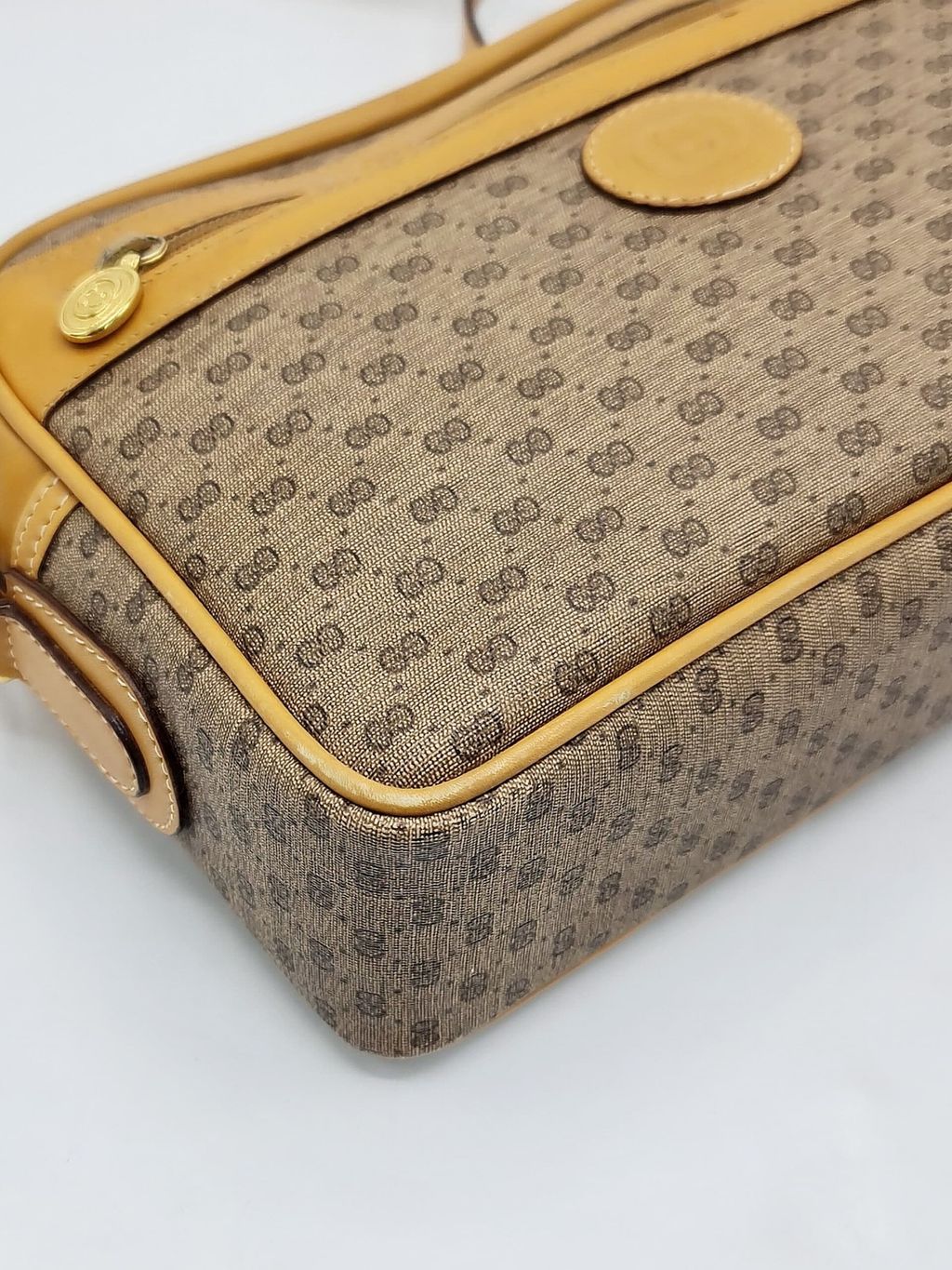 9feae1eb-ad52-436b-abf2-4dc1be9f4435