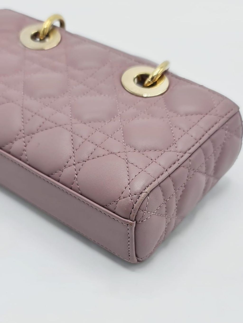 e1b81c19-da15-4952-8289-14a5280eae01