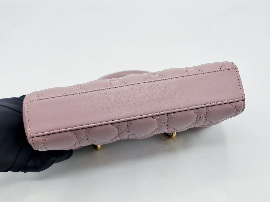 f1cd39f9-281f-4722-8ae9-9e3d433ec5f7