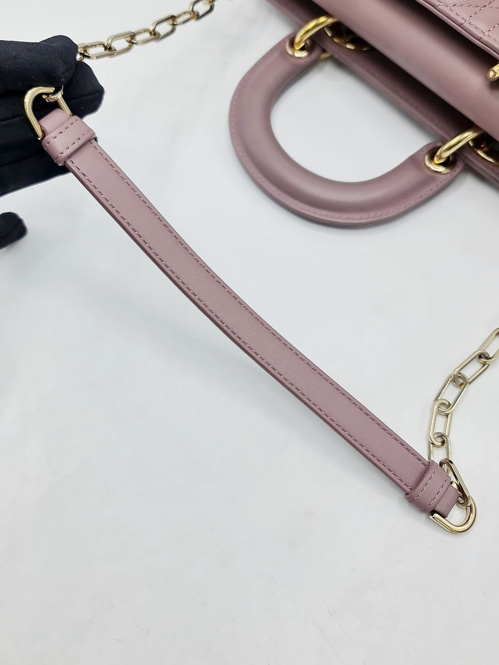 7376bc79-f412-4df2-9d0a-384b1a308a32