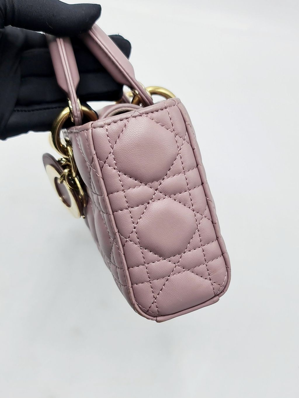 60319d4c-e027-4b0d-9f5c-f7c754e42a51