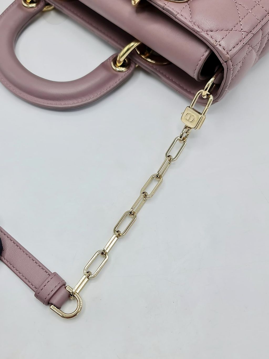 630b8b16-6e7f-4034-b38e-eb5922f66caf