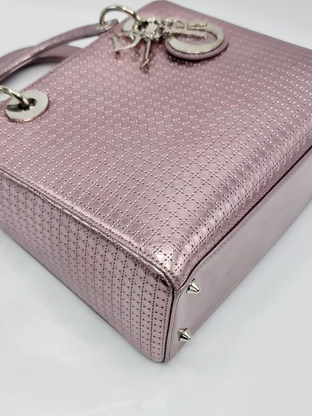 fe20884d-6bd1-4272-b392-a94cb6e2ff97