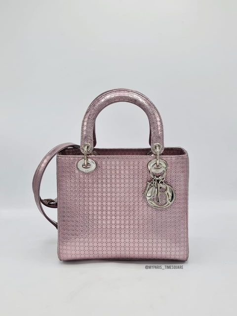 a6292001-21a7-4148-bbed-207caa7d8d25