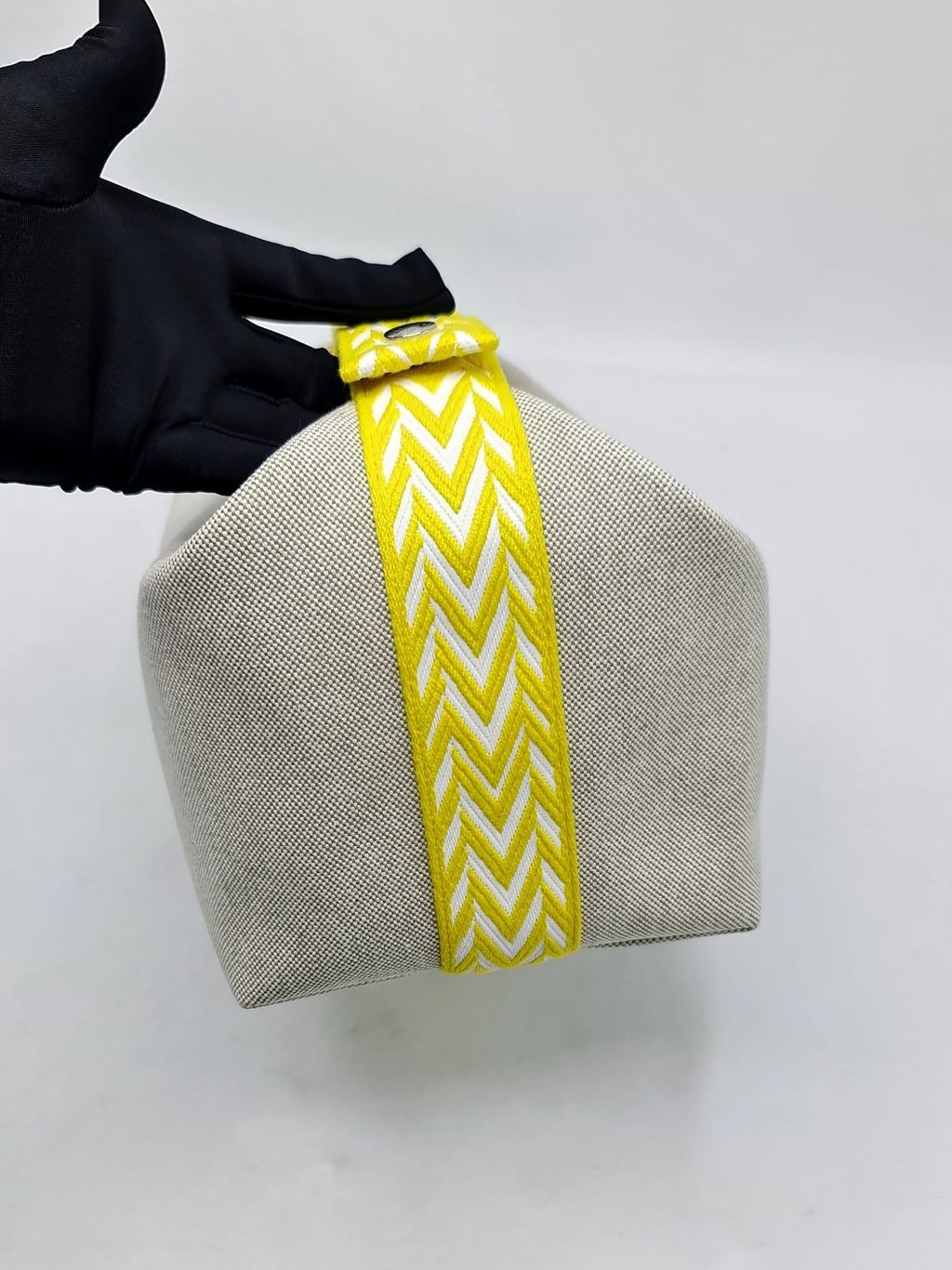 b1c0edc3-a861-4c6f-b4e2-11150ce967dd