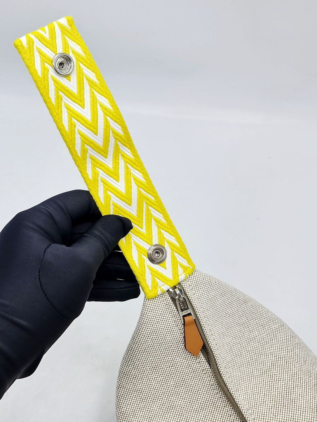 032fce60-dbf2-42e8-951b-803792a1642c