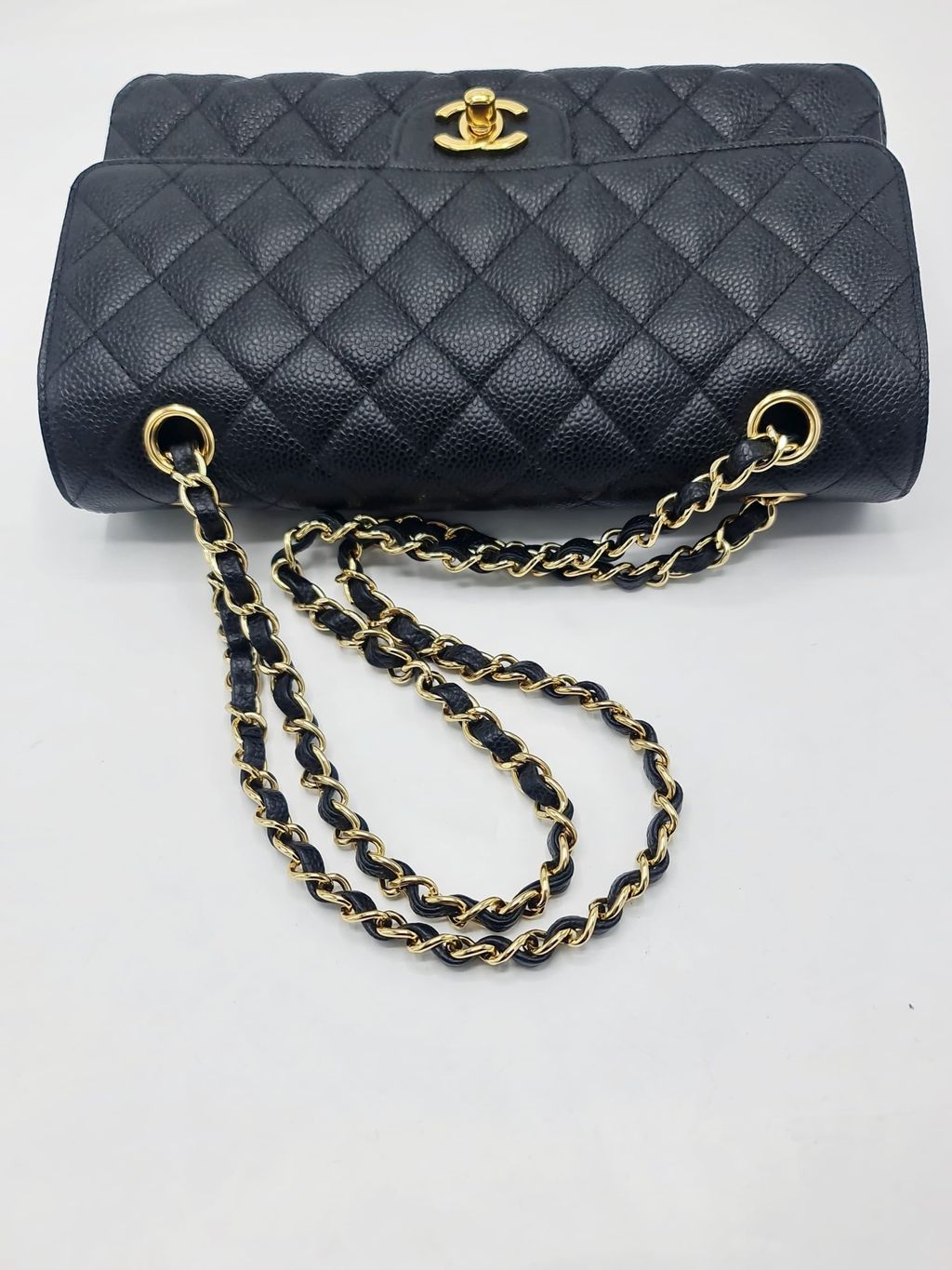 93bbab04-8e0f-45c9-9a8c-7e2e76694574