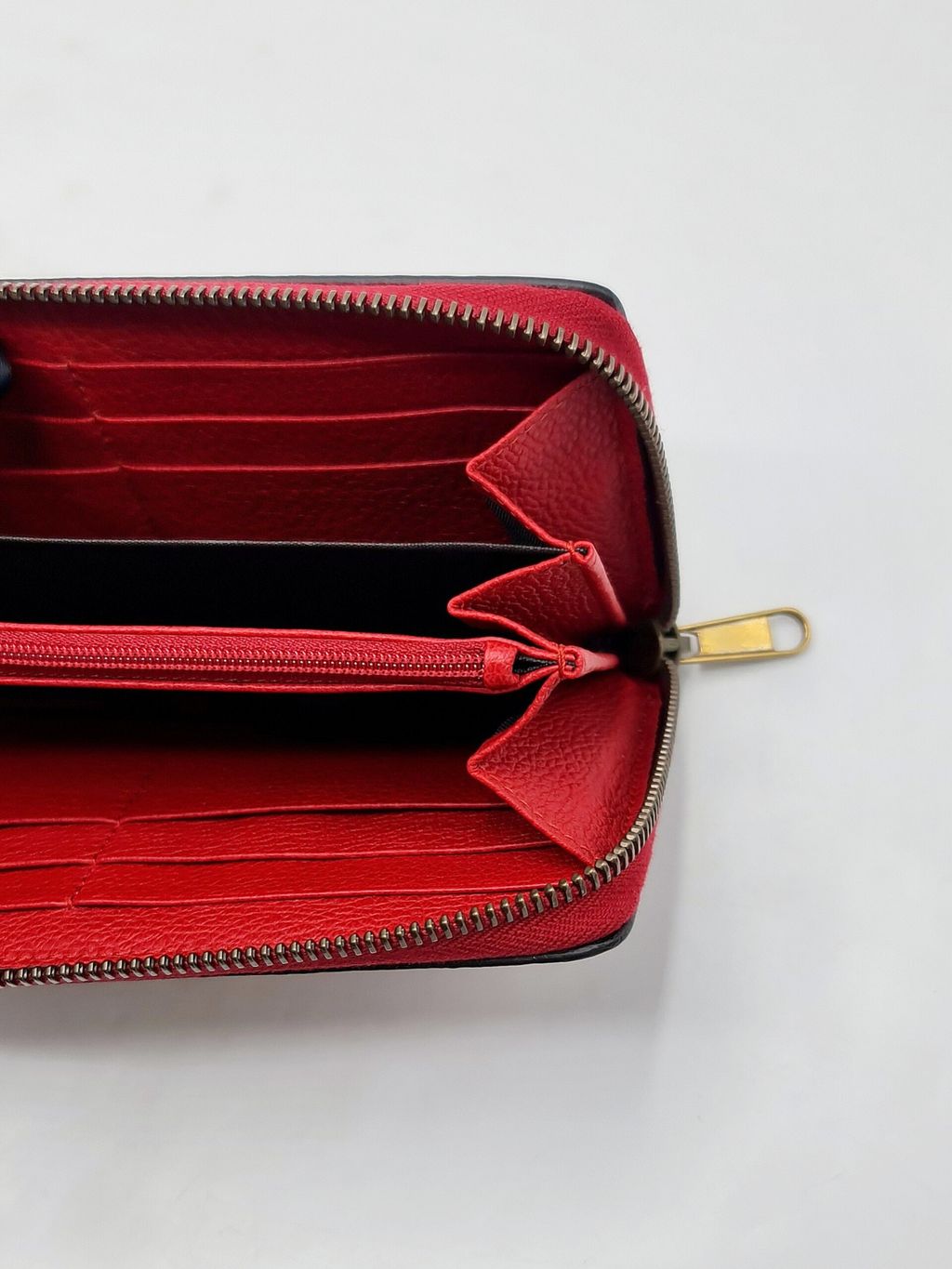 c738364b-3215-4b7f-be0b-c7d7f5a1c49a