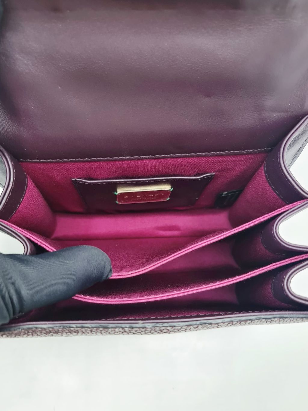 15428b75-a103-4b54-a837-db87100642ce