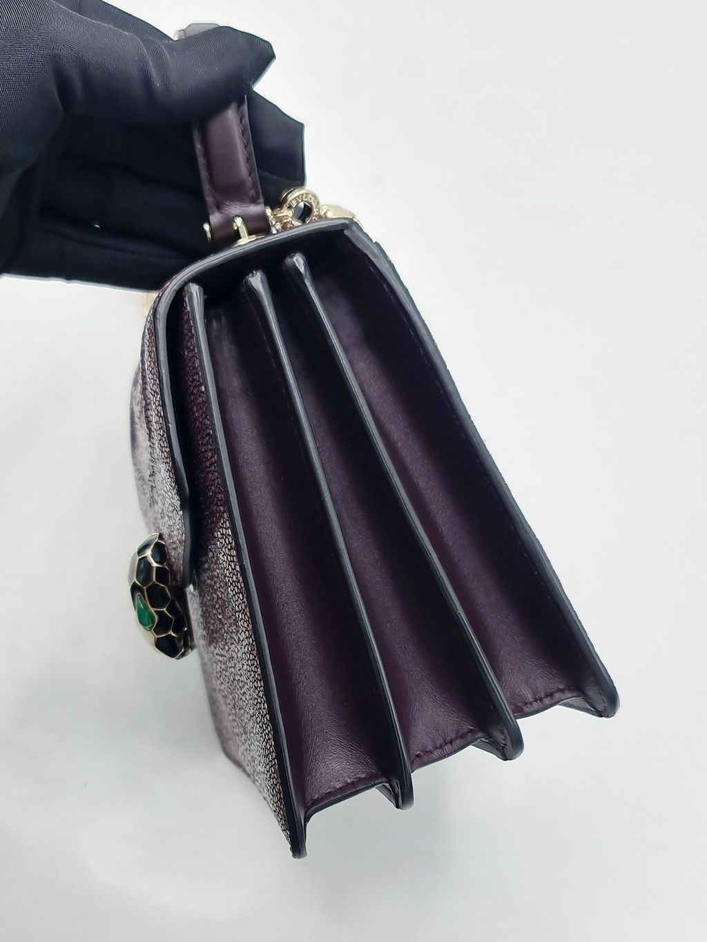 cf548eb5-2d8f-46cb-98be-7f1c5d71a569