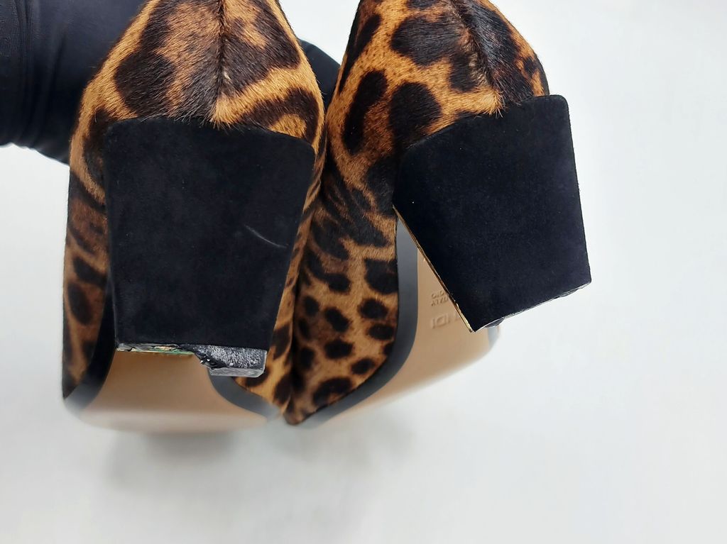 d8337f49-0346-46f9-889d-c3e95f83e0bb