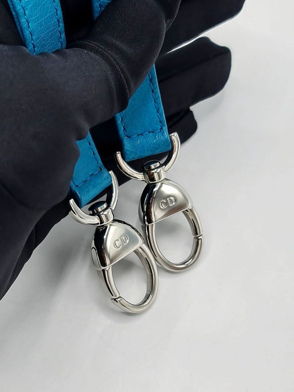 aeb67477-5397-4832-bcb5-11a8fba87357