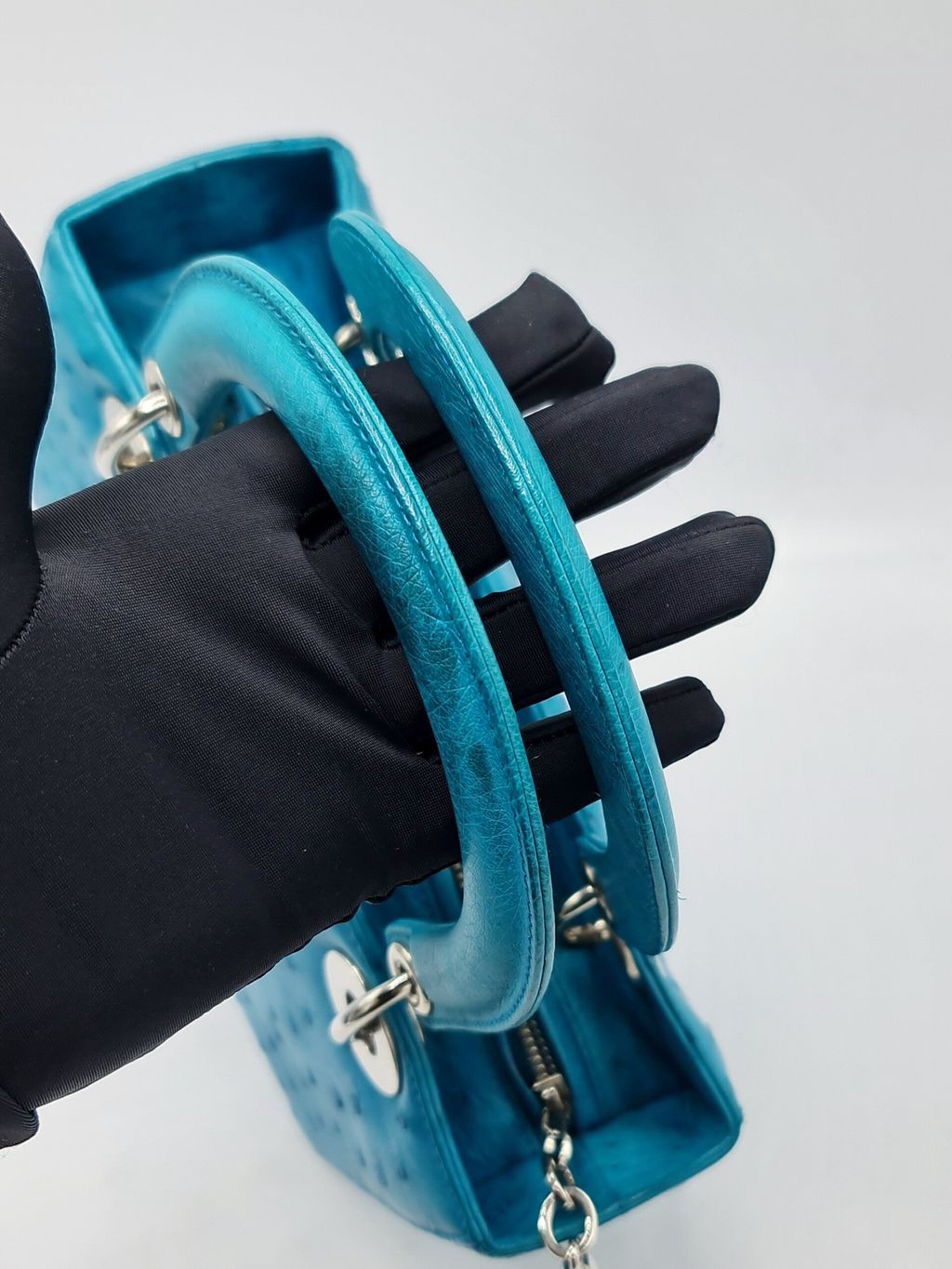 277142da-05d4-4102-8b53-17e0a57731b5