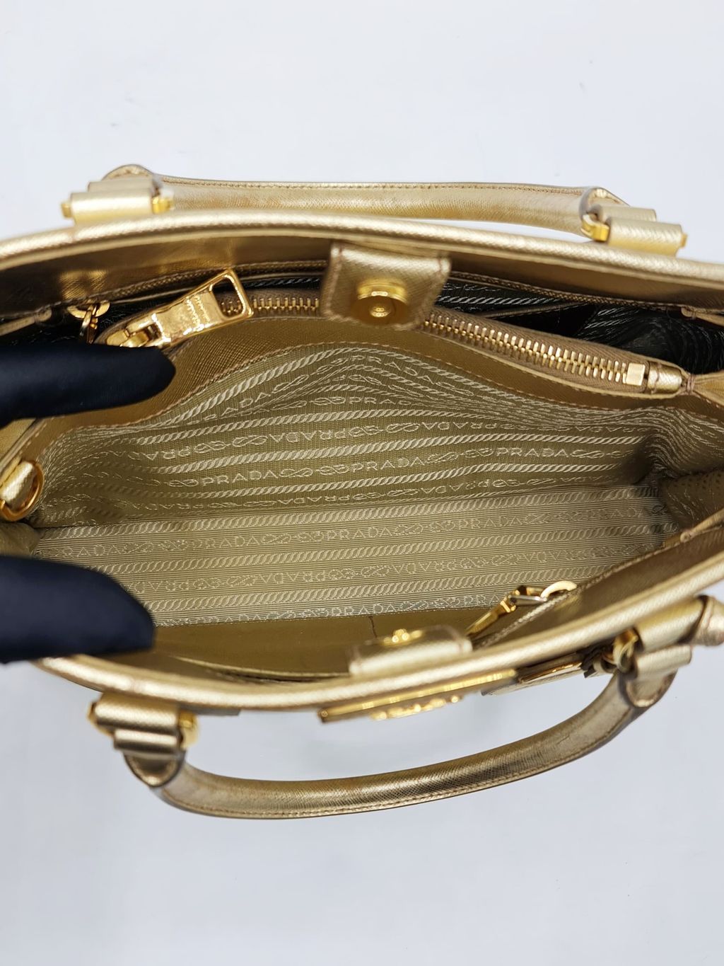 2f75fb4a-9710-4845-912a-816b93dd1b79