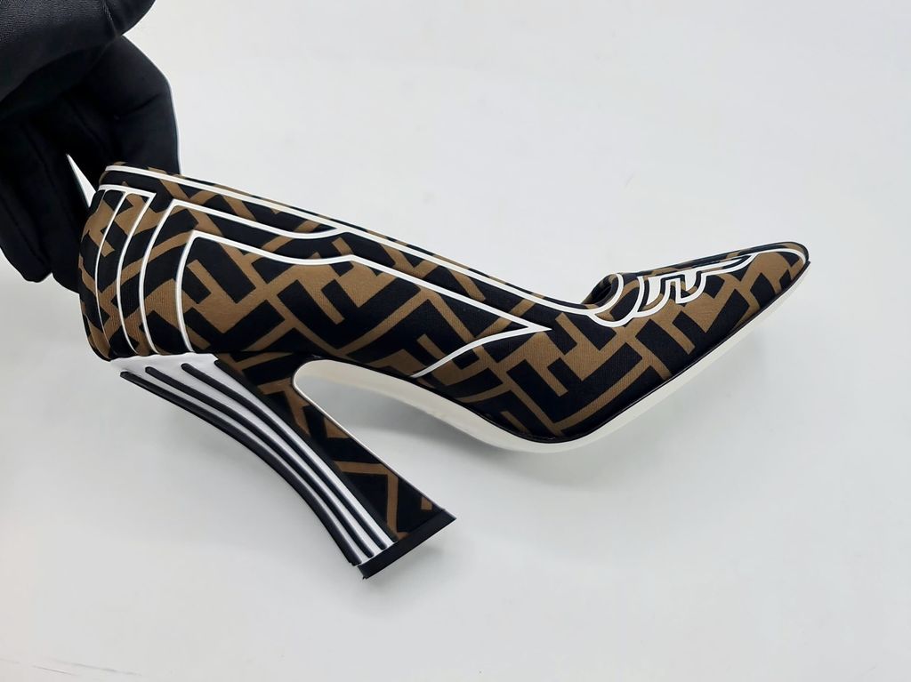 32ae43a7-4fee-499a-a2e8-81c8921ac194