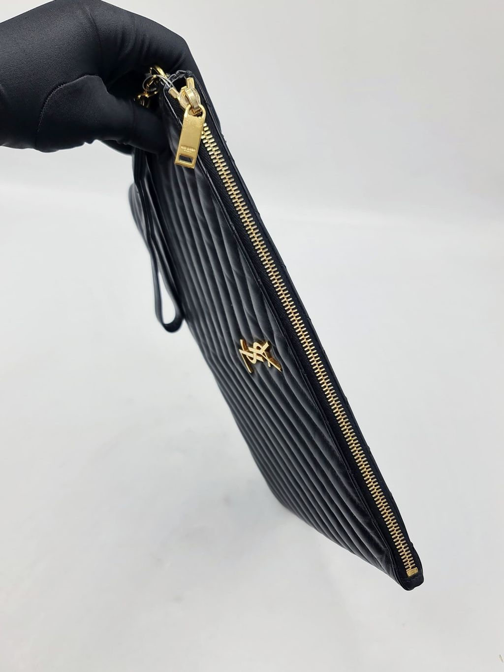 af07ecc7-73b3-462e-9449-c6e85d3af203