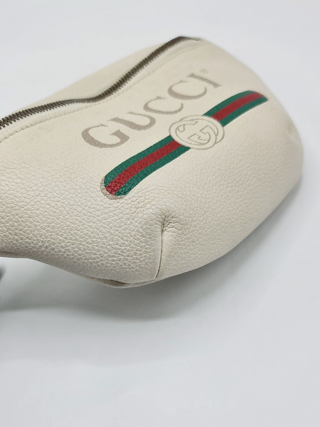 06d18936-8d88-4a69-ad46-d6e11a6d5a25