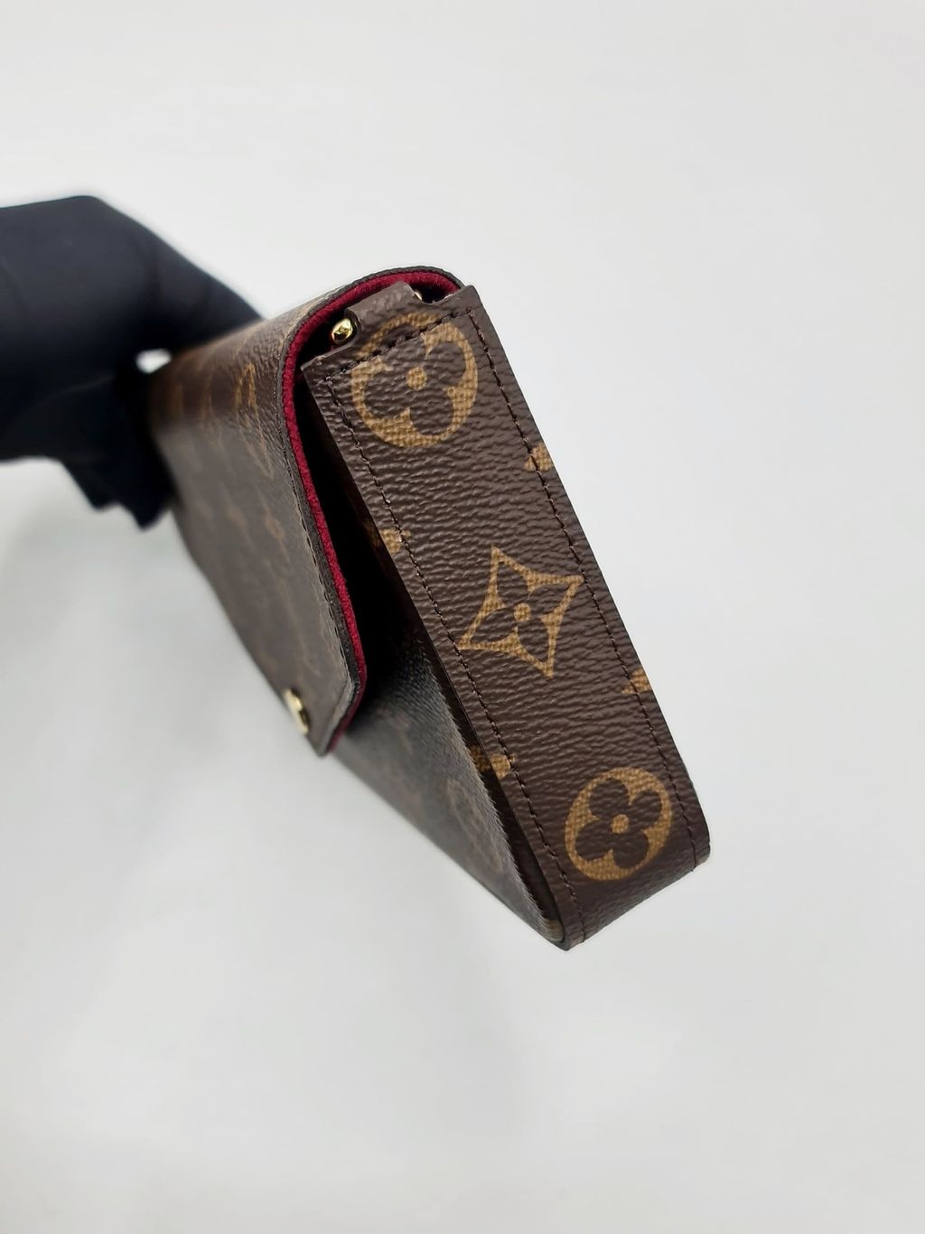 aa747b5a-0210-444c-be8c-07f1b296fb28