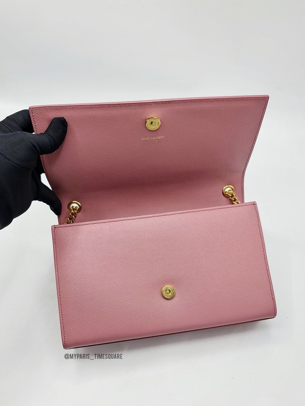 1a33f088-6de0-4f9d-8581-4a18dfe590a8