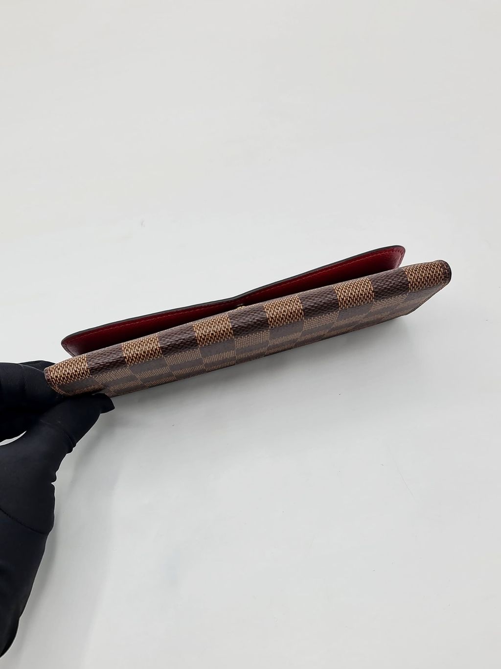 9cd18c69-89e7-408b-921b-e85bd12088cf