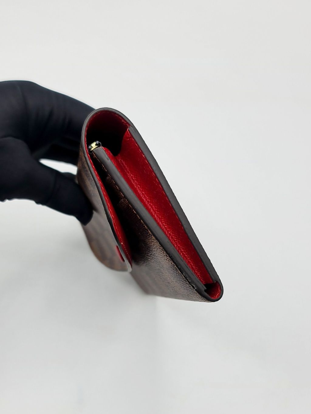 2e921aca-f1b6-4f01-94c1-c35757cfedae