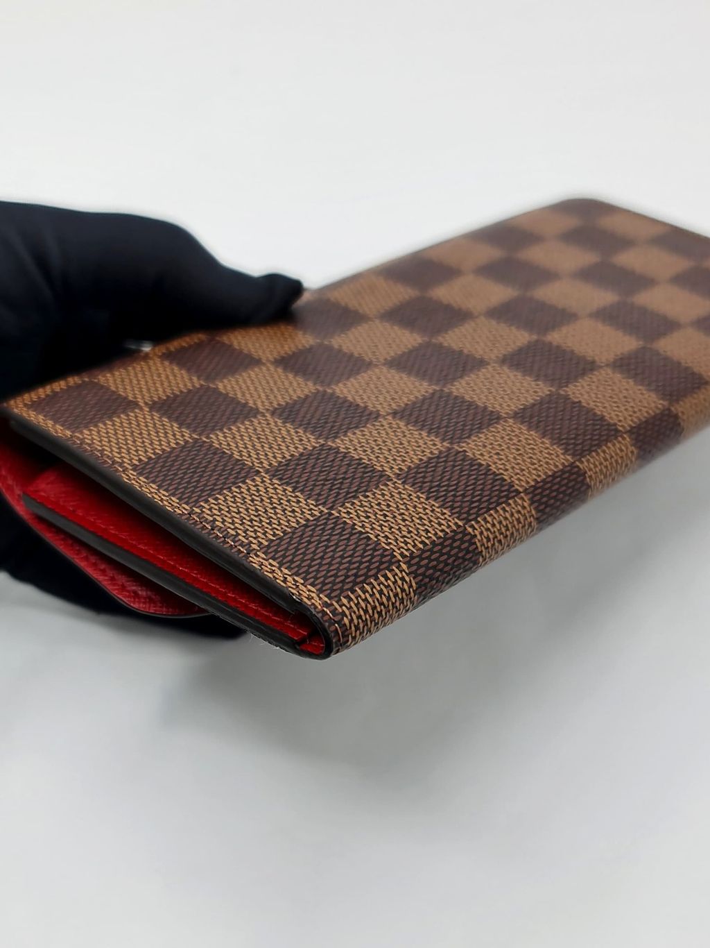 03db1cf1-a839-4011-a8b5-d07d0404f102