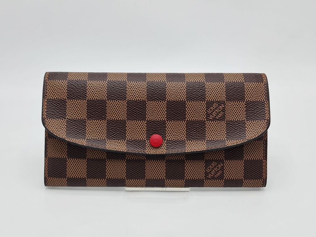 d732f542-66e5-412a-8a94-ab630382009f