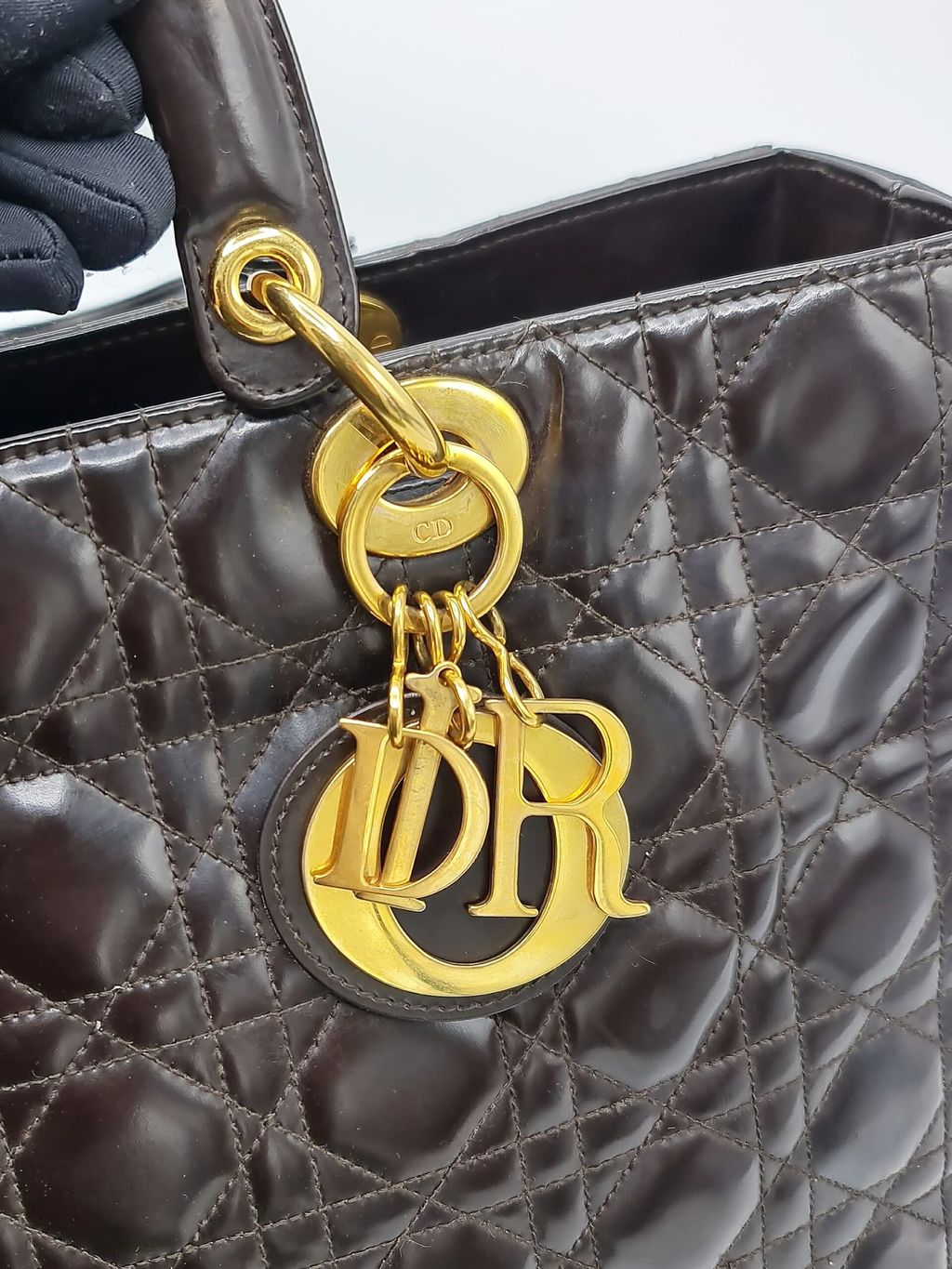 f614b964-9576-4b75-abec-4698fdada337