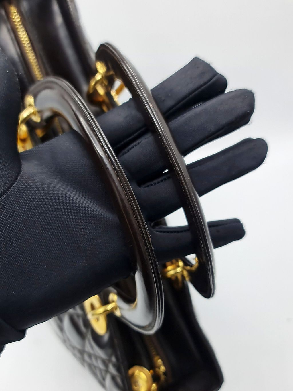 ac2fabb9-14d4-485e-aebc-da5dc8f8a6d9