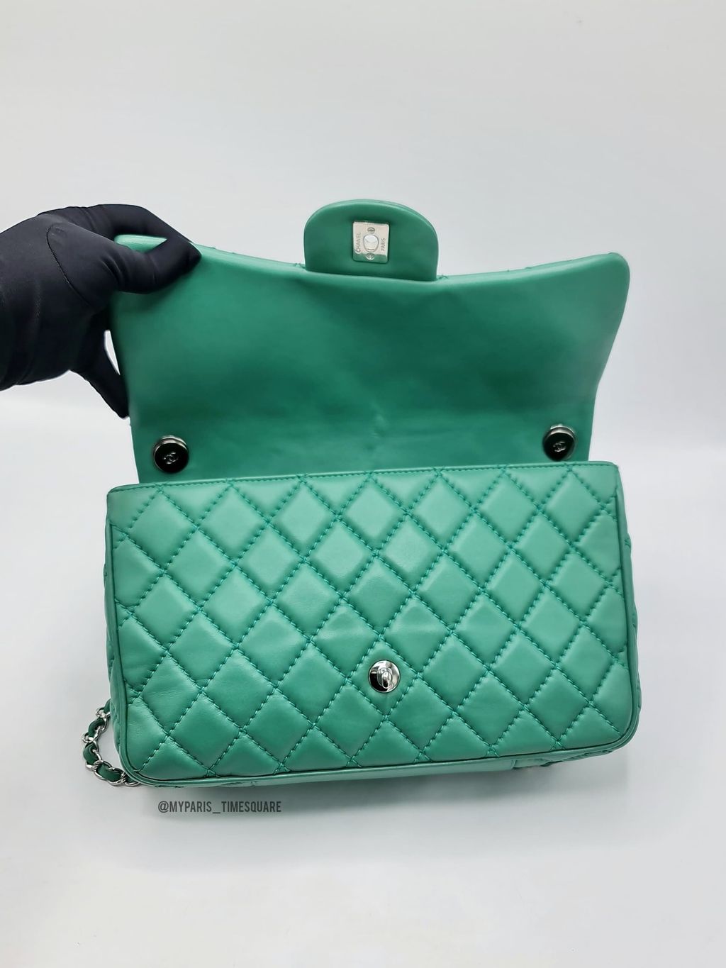 62a3876f-f3d5-45b8-84ec-1780622a33fa