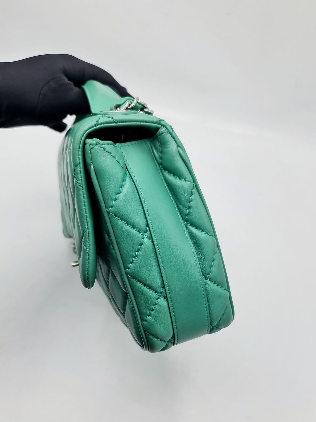 fa397202-b0dd-49b3-a2fd-48e705acf133