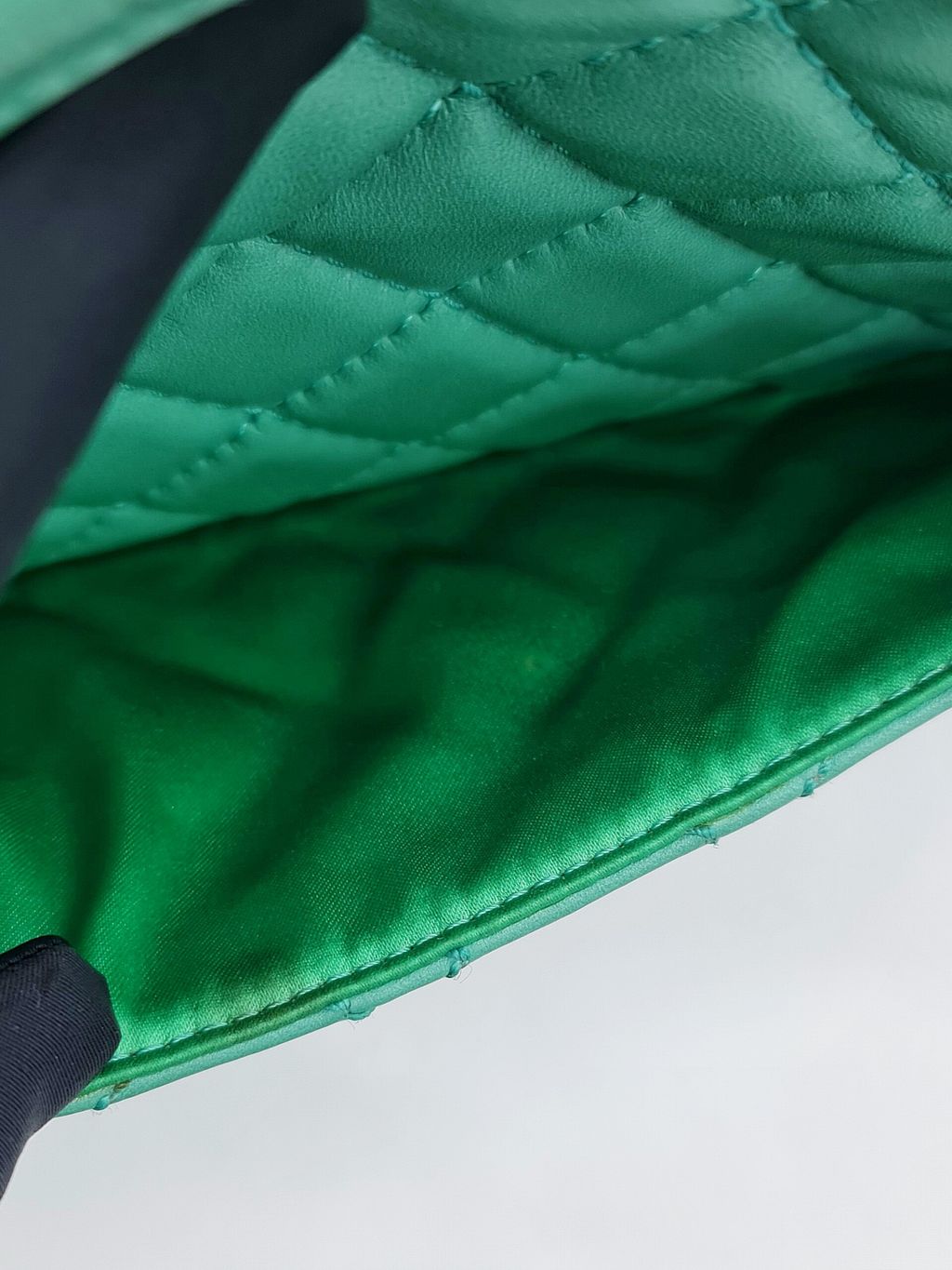 f5b8d6fb-b8b7-484a-a21f-e8928ee4c350