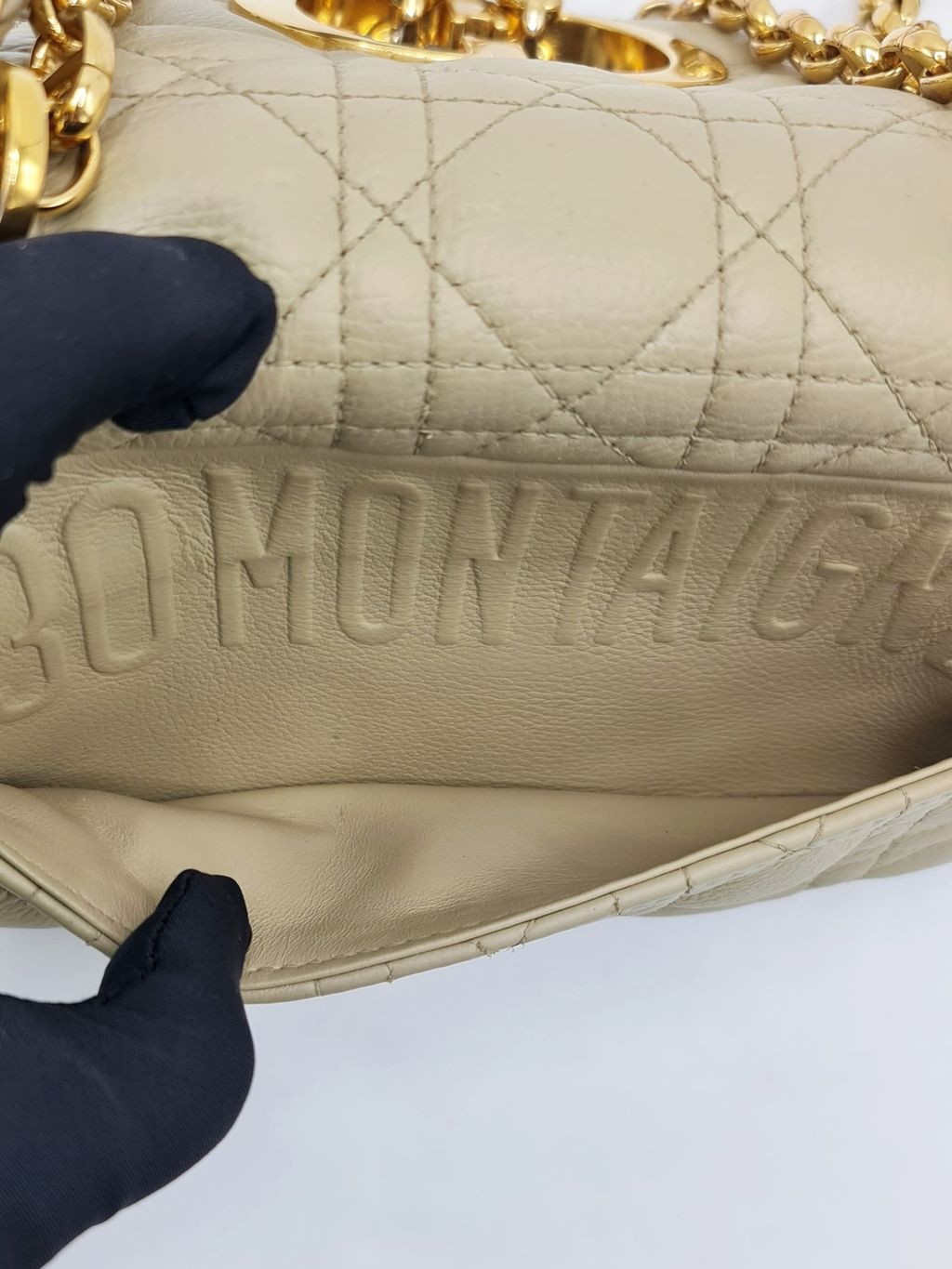 80bad606-e9fc-499a-a6ce-1814e46ec671