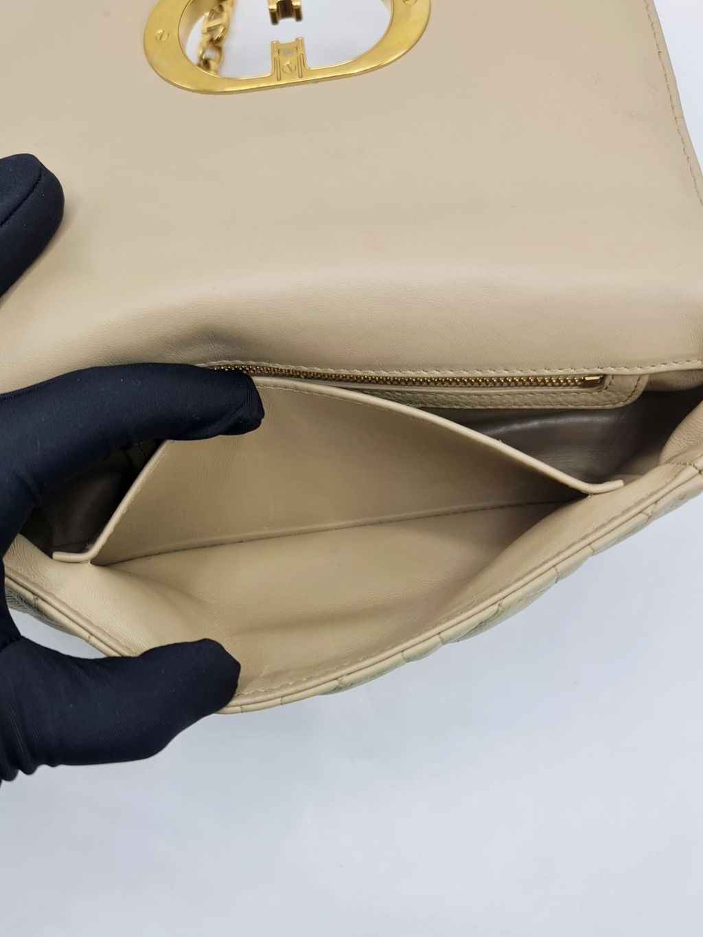 4b05a57a-4c7e-46d7-844a-7456f6d1b403