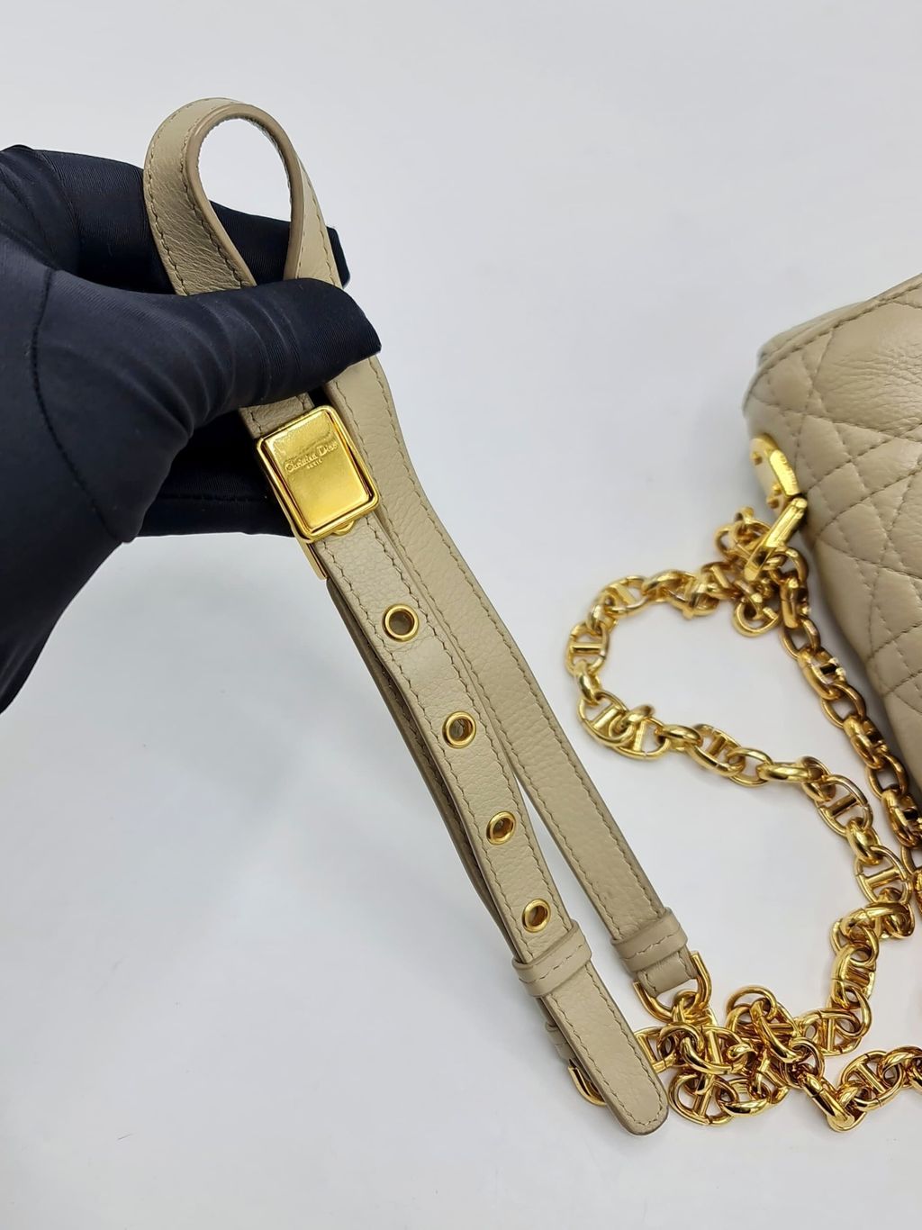 c194b843-a05f-44d1-8637-3494d4265791