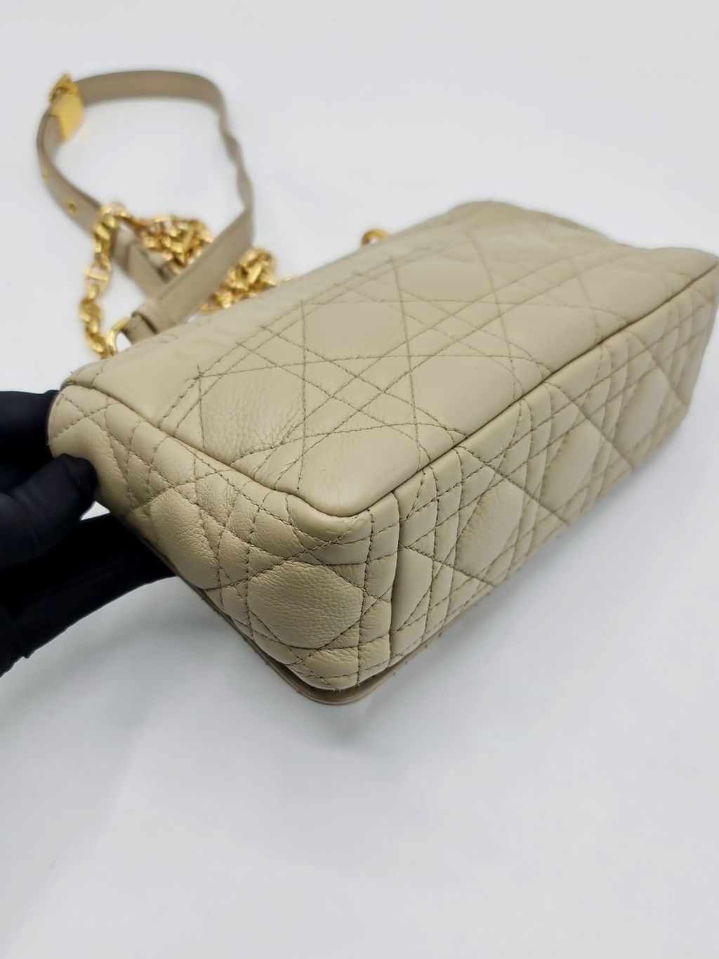 3ea2aee0-7b86-49a7-a57d-21e59baddfe1