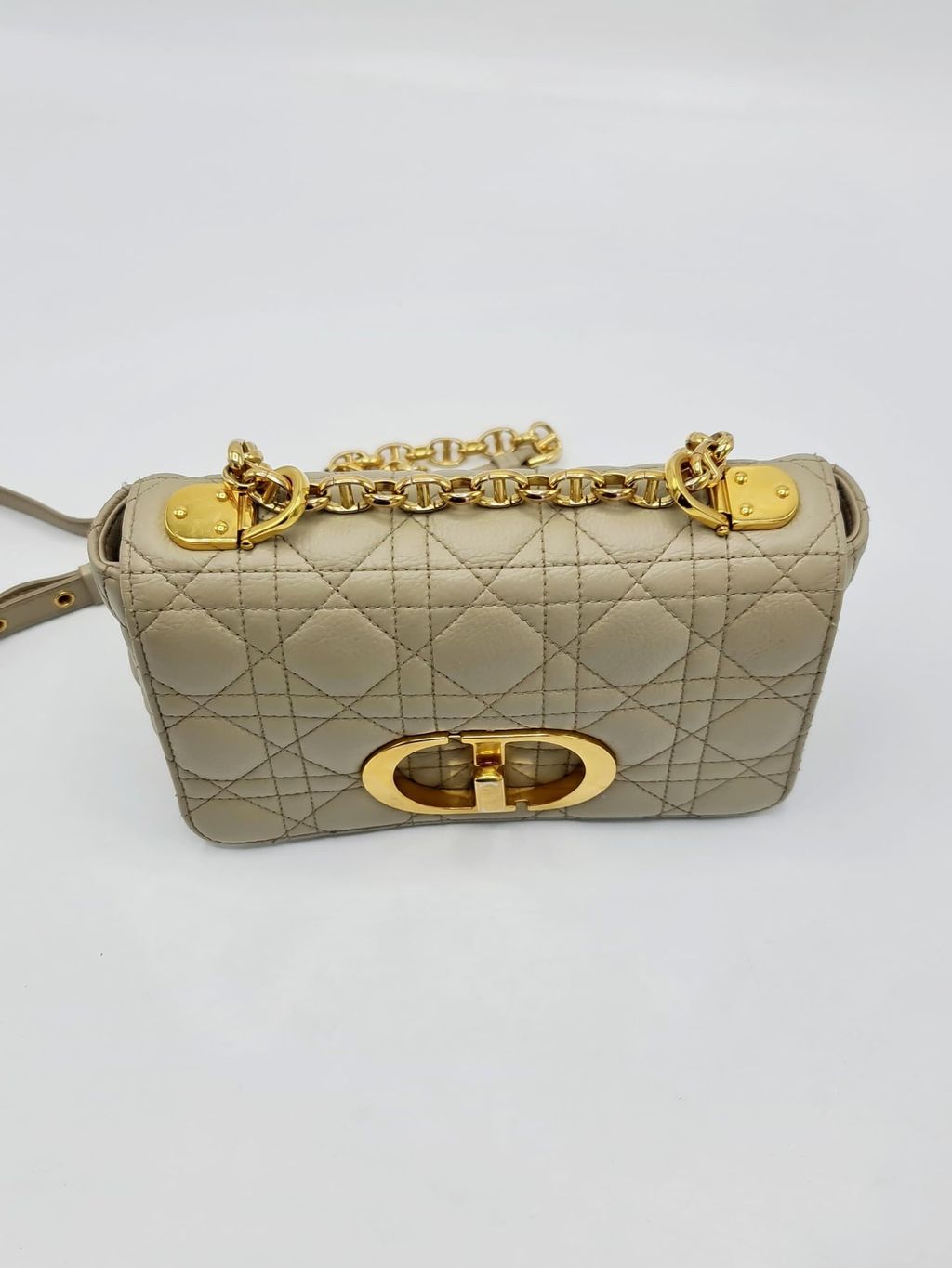 00c4b963-0dcc-4f07-9e0a-988e1e253741