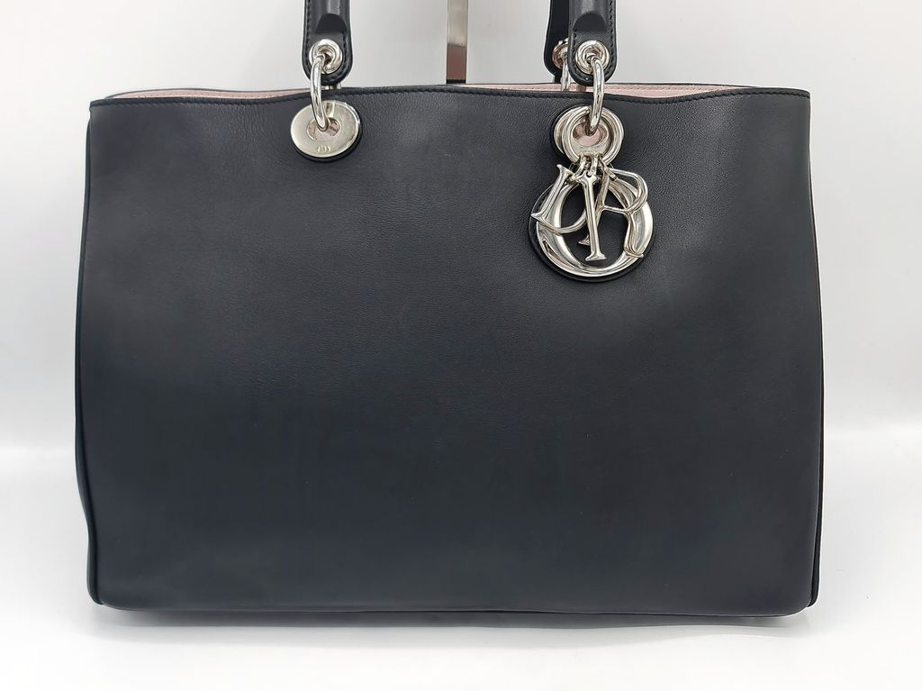 fef044a1-088c-4cb6-8d69-7724799381ac