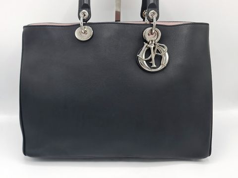 fef044a1-088c-4cb6-8d69-7724799381ac