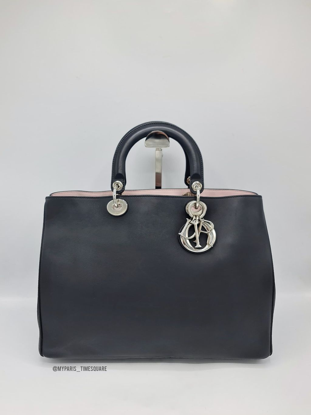 d5fe7dc7-8d0a-42b4-941b-7097901ceb2f